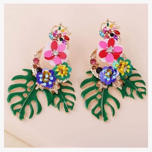 Zara Rio Monstera Green Leaf Earrings - Picture 3 of 8